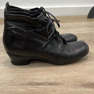 Heyraud Lace Front Soft Leather Booties Grunge Goth